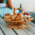 Table de Pique-Nique en Bois Pliable pour Vin – Plateau Rond de Snack Extérieur avec Porte-Gobelets pour un Dîner Élégant en Plein Air