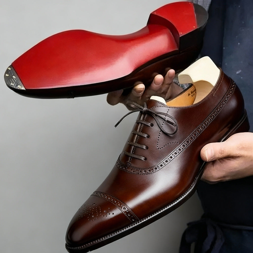 Richelieus élégants en cuir à finition brogue