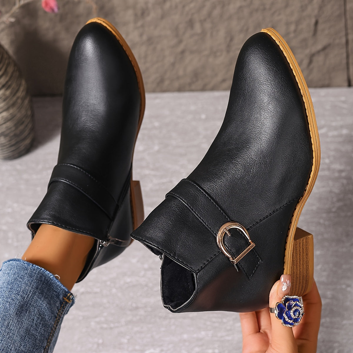 Amélina – Bottines confortables à boucle pour pieds sensibles