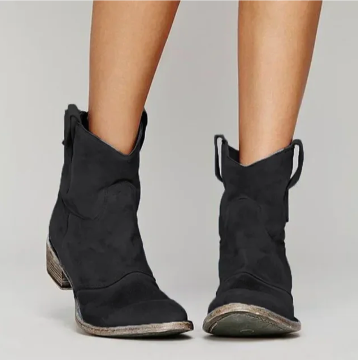 Bottines western en suédine à talon bas