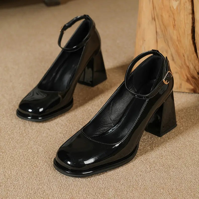Camille - Escarpins Vernis Élégants